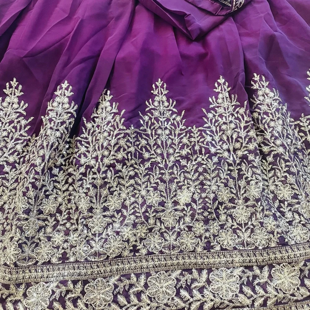 Anarkali Salwar - Picture 8 of 10